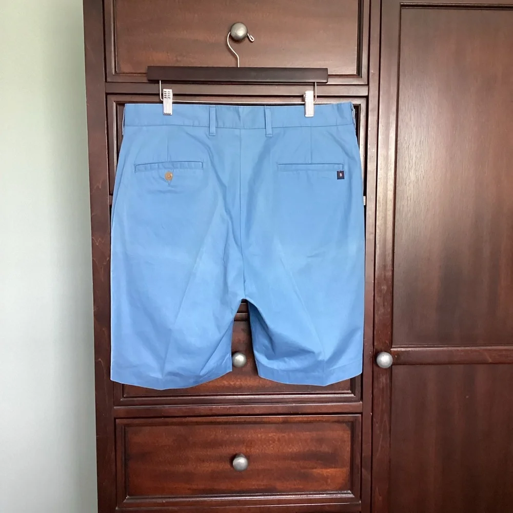 Bills Khakis Parker Classic Fit Flat front Shorts EUC - Picture 4 of 7